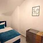 Homely - Urban Oasis Apartman *