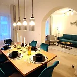 Apartman Homely - Urban Oasis