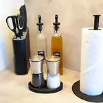 Homely - Urban Oasis Apartman