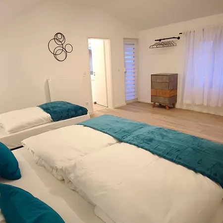 Apartman Homely - Urban Oasis Moosburg
