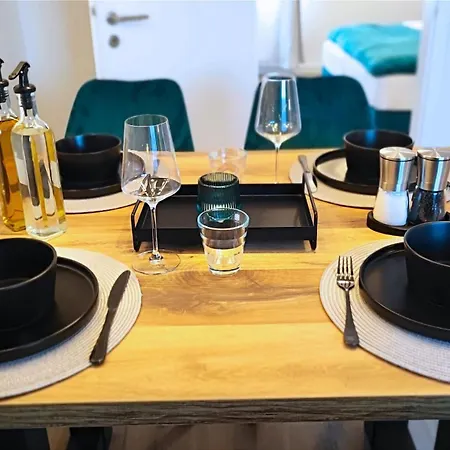 Homely - Urban Oasis Apartamento *